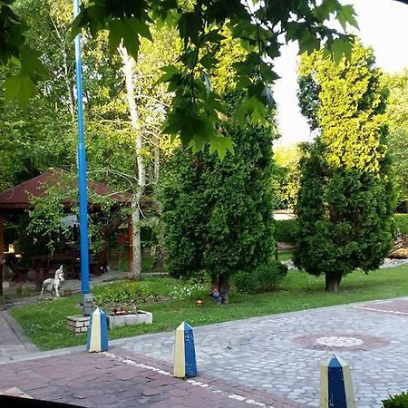 Motel Paradise Oryakhovo Dış mekan fotoğraf