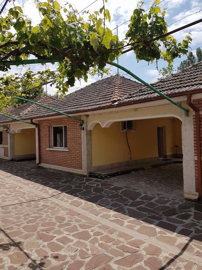 Motel Paradise Oryakhovo Dış mekan fotoğraf