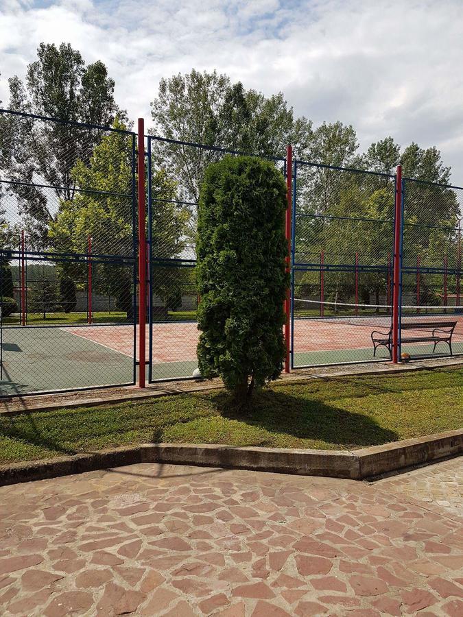 Motel Paradise Oryakhovo Dış mekan fotoğraf
